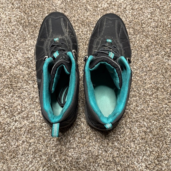 Gander Mountain Women's Outdoor Boots Size 7 - Picture 6 of 9